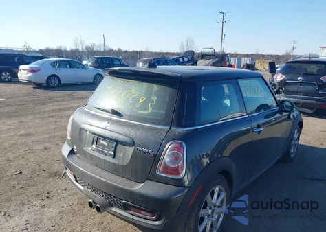 2011 Mini Cooper S from USA, damaged, VIN WMWSV3C52BTY11297